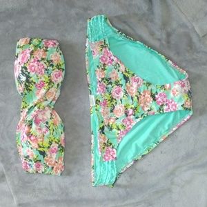 Women's turquoise and floral bikini and top set swimwear size XL NWoT